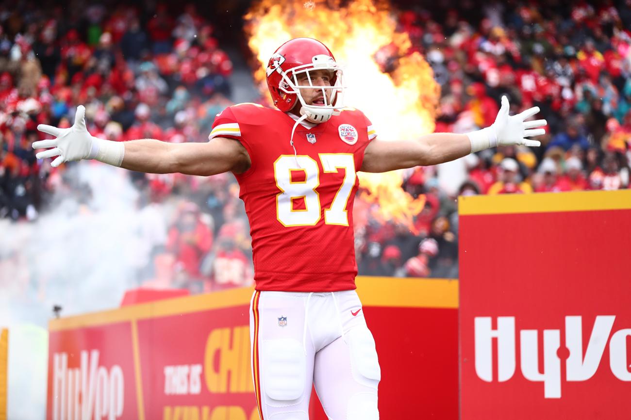 Hy-Vee Teams With Super Bowl Champ Travis Kelce | Progressive Grocer